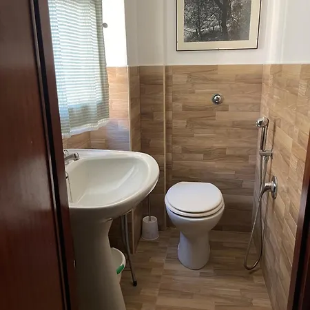 Columbus' House - Sea View Apartamento Anzio